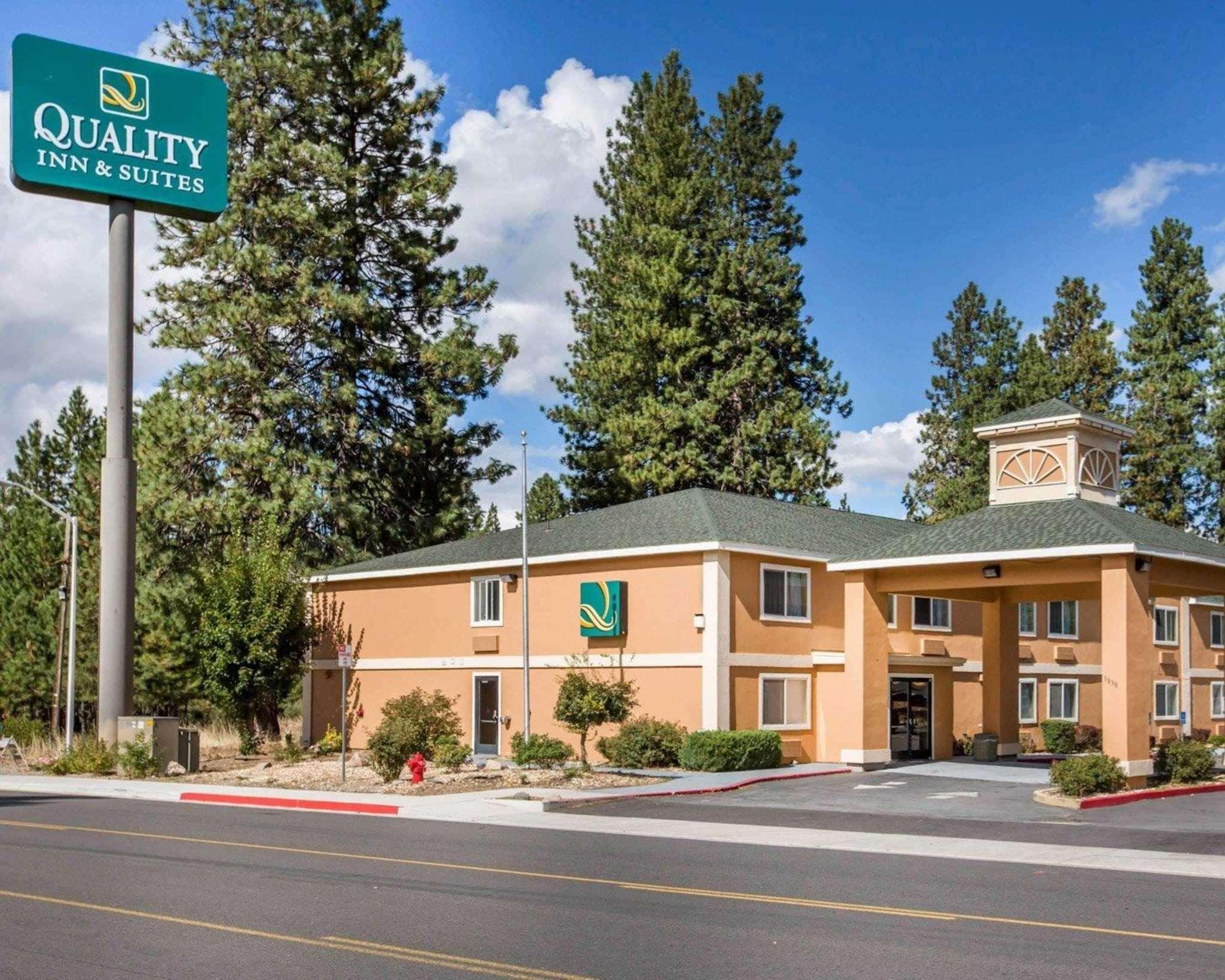Quality Inn & Suites Weed Exteriör bild