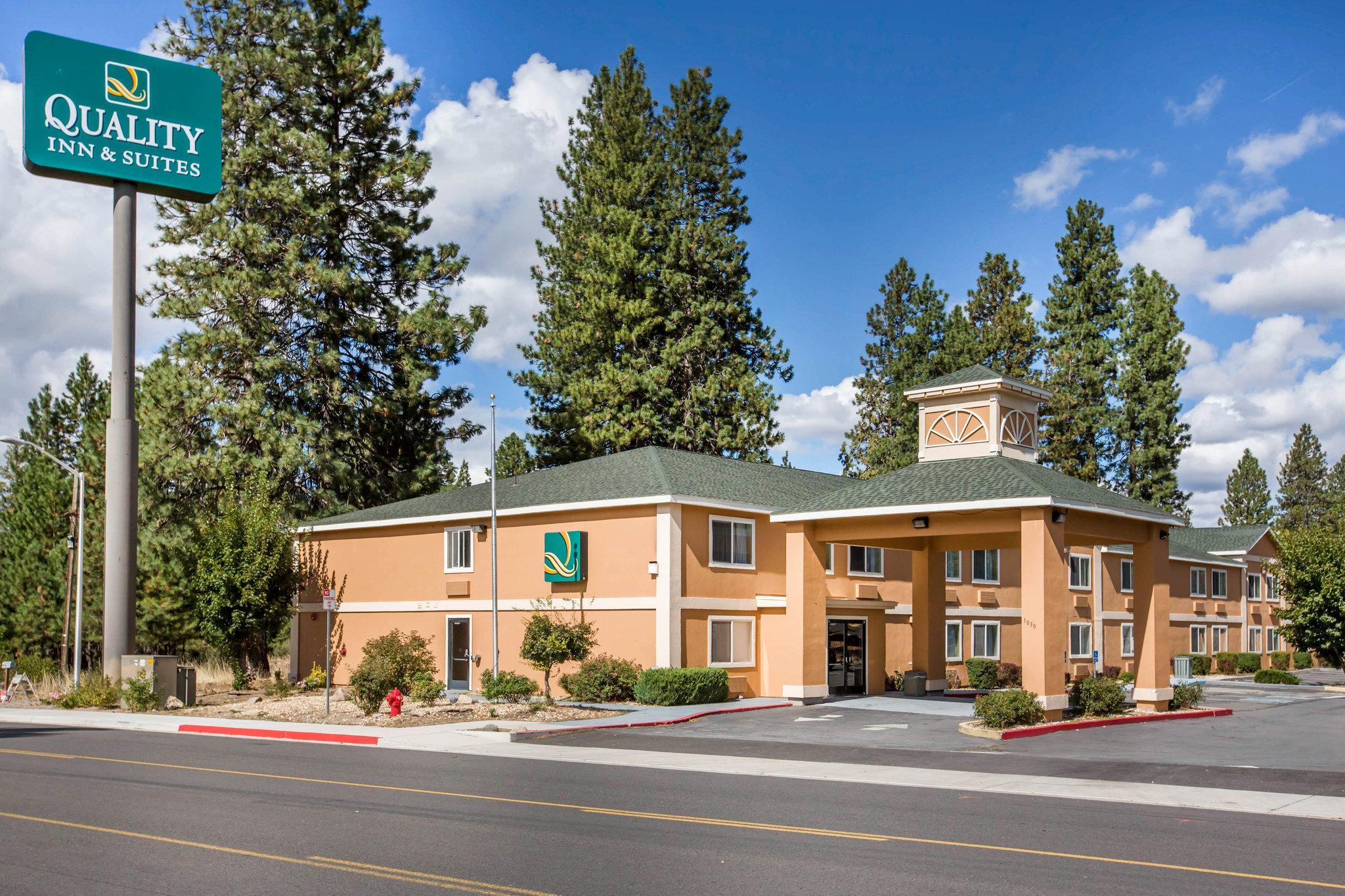 Quality Inn & Suites Weed Exteriör bild